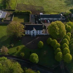 Bed & Breakfast The Carriage At Beechpark House, Bunratty